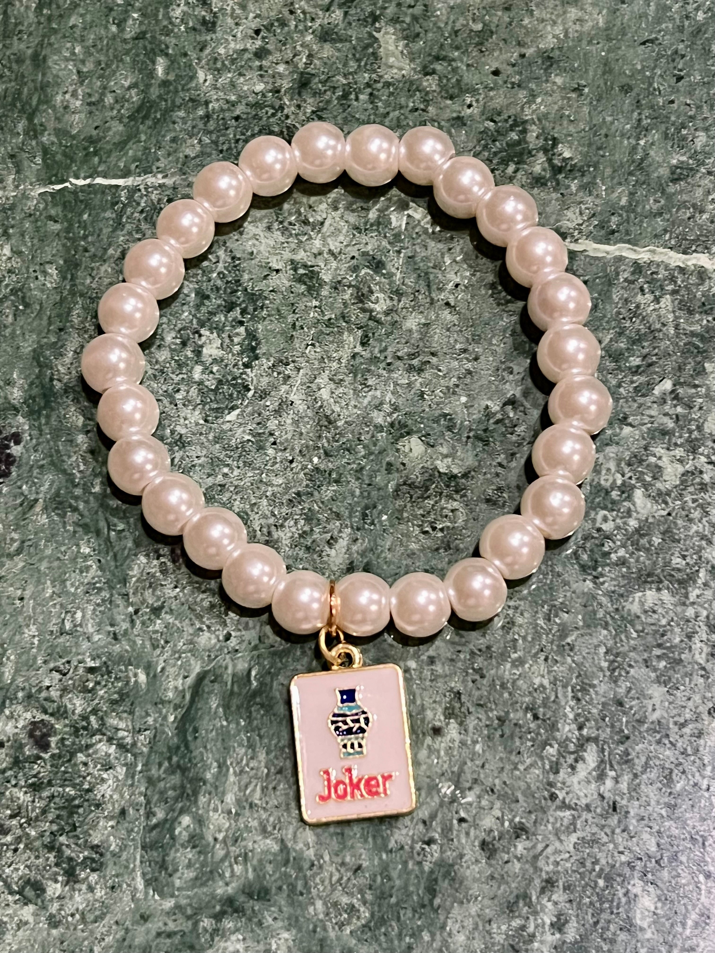 Glass Pearl Bracelet: Joker